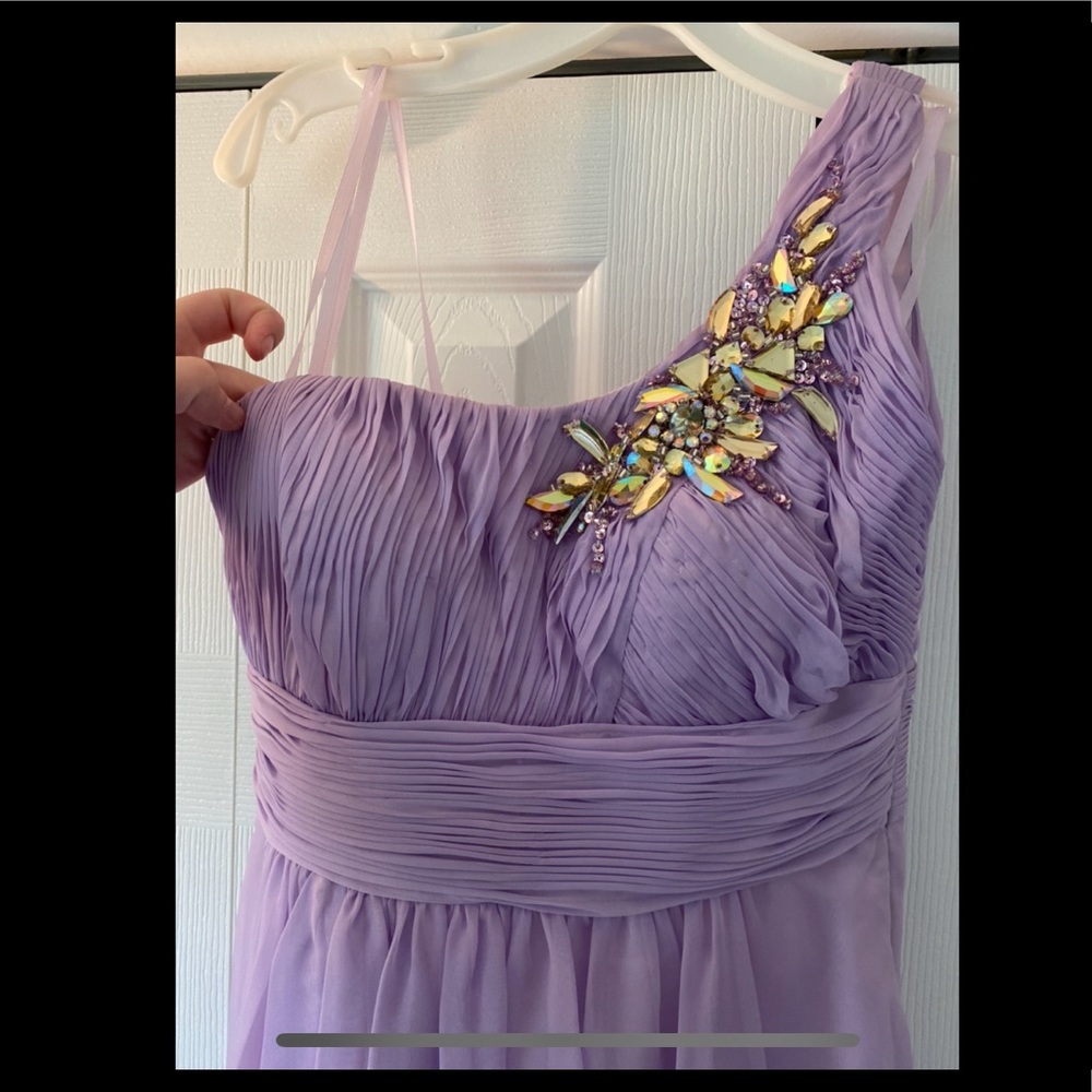 Beautiful lilac prom dress